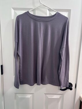 Women’s Pretty Garden Long Sleeve Shirt Size Medium Dusty Purple